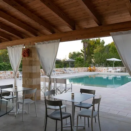 Masseria Tenuta Flora Maria Farm stay *