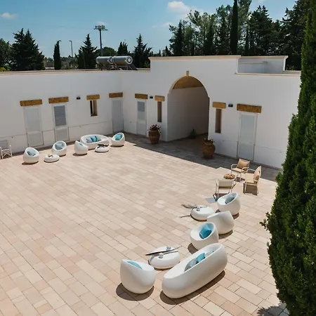 Masseria Tenuta Flora Maria Farm stay *
