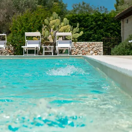 Masseria Tenuta Flora Maria *